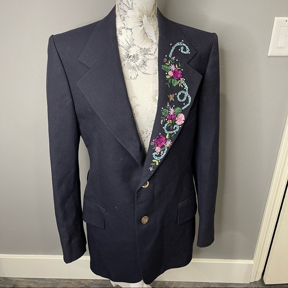 Vintage Miltons Blazer Women’s Wool Blazer Navy Jacket Embroidered Floral Medium